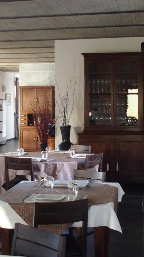La Corte Di Langa Guest House Albaretto della Torre Luaran gambar